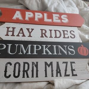 Rustic Fall Harvest Wooden Sign Set